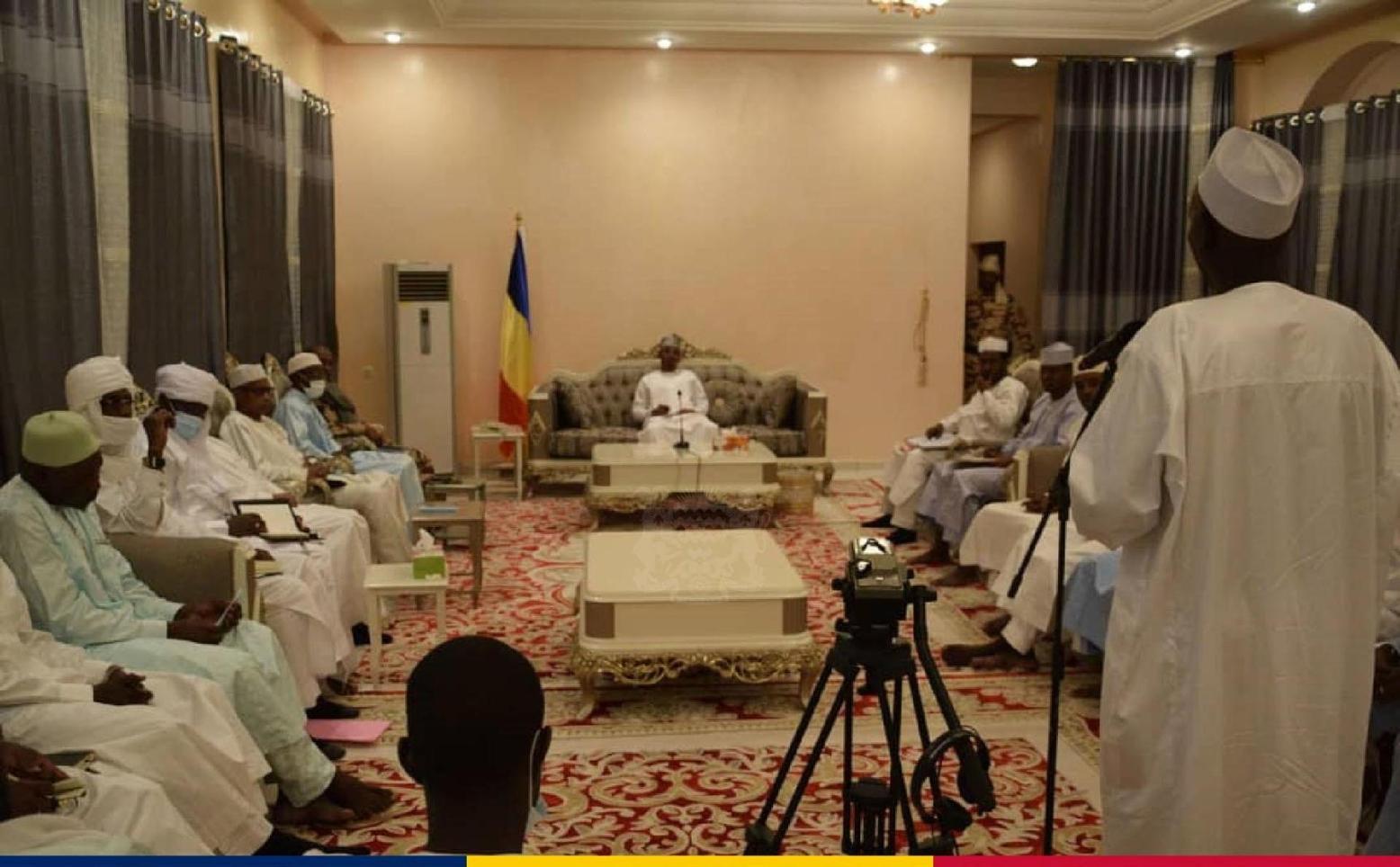 Séjour du PCMT à Abeche :rencontre avec le comité des victimes Séjour du PCMT à Abeche :rencontre avec le comité des victimes