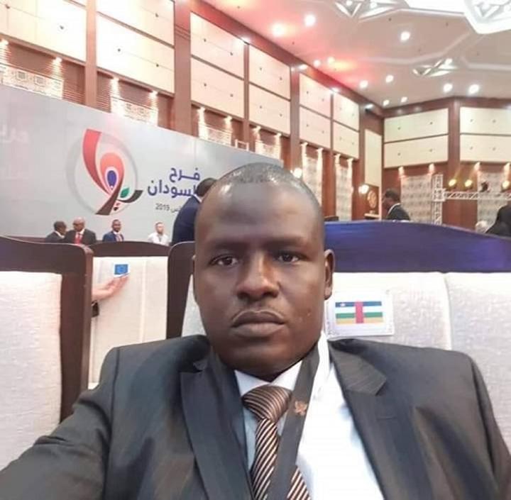 Aboulkhassim Algoni Tidjani, l’ex-conseiller du chef de l’État, cité dans une affaire de déstabilisation du Tchad , serait-il arrêté au Congo? Aboulkhassim Algoni Tidjani, l’ex-conseiller du chef de l’État, cité dans une affaire de déstabilisation du Tchad , serait-il arrêté au Congo?