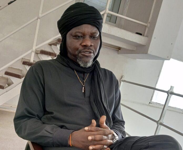 A la découverte de : Nanadoumngar Labe Ricardo, le militant des Transformateurs qui fait le deuil du maréchal Déby depuis un an A la découverte de : Nanadoumngar Labe Ricardo, le militant des Transformateurs qui fait le deuil du maréchal Déby depuis un an