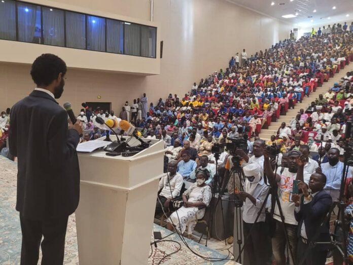 Le ministère de la jeunesse offre un café de promesse aux jeunes Le ministère de la jeunesse offre un café de promesse aux jeunes