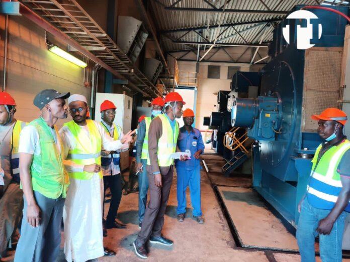 visite inopinée du conseiller à l’énergie du PCMT à la centrale électrique de Farcha visite inopinée du conseiller à l’énergie du PCMT à la centrale électrique de Farcha