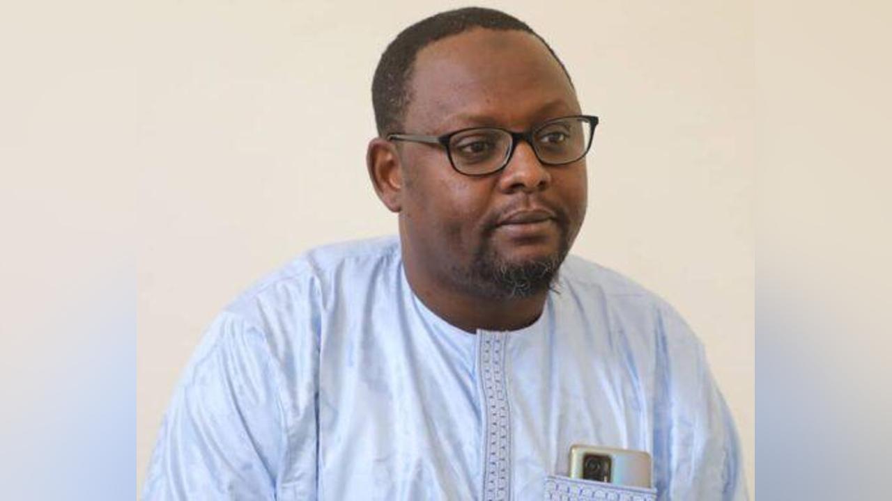 Alerte : le secrétaire général du syndicat des commerçants fournisseurs tchadiens, Youssouf Korom est interpellé Alerte : le secrétaire général du syndicat des commerçants fournisseurs tchadiens, Youssouf Korom est interpellé