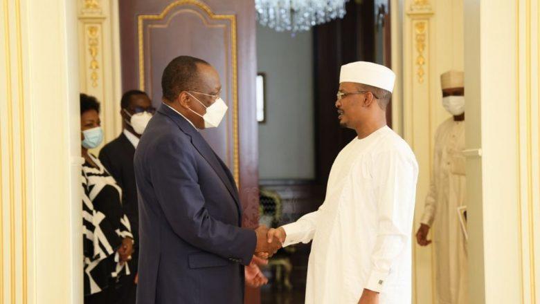 le représentant du SG des Nations-Unies fait ses adieux le représentant du SG des Nations-Unies fait ses adieux