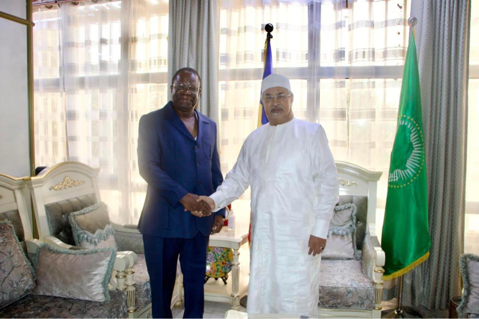L’envoyé de l'UA rassure le Tchad sur la prochaine réunion du Conseil de paix et sécurité L’envoyé de l'UA rassure le Tchad sur la prochaine réunion du Conseil de paix et sécurité