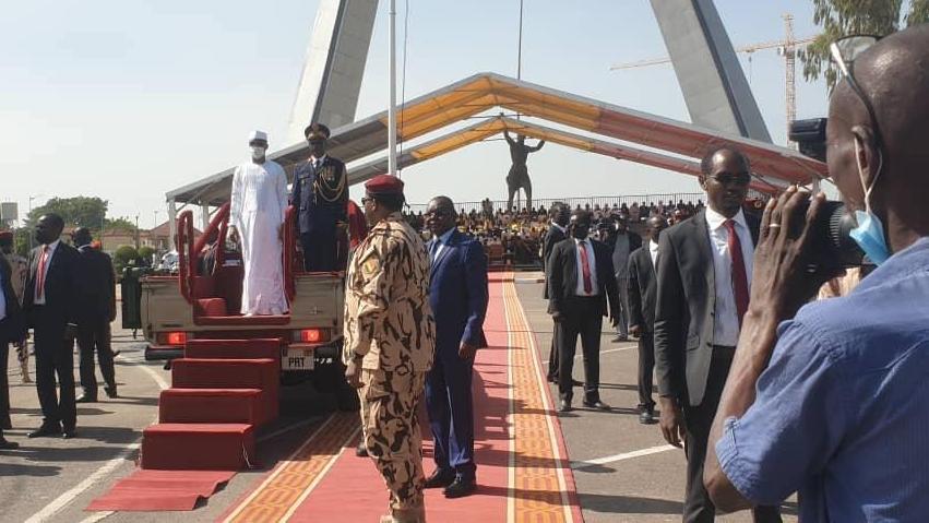 le président de la transition assiste au défilé du 1er décembre à la Place de la nation le président de la transition assiste au défilé du 1er décembre à la Place de la nation