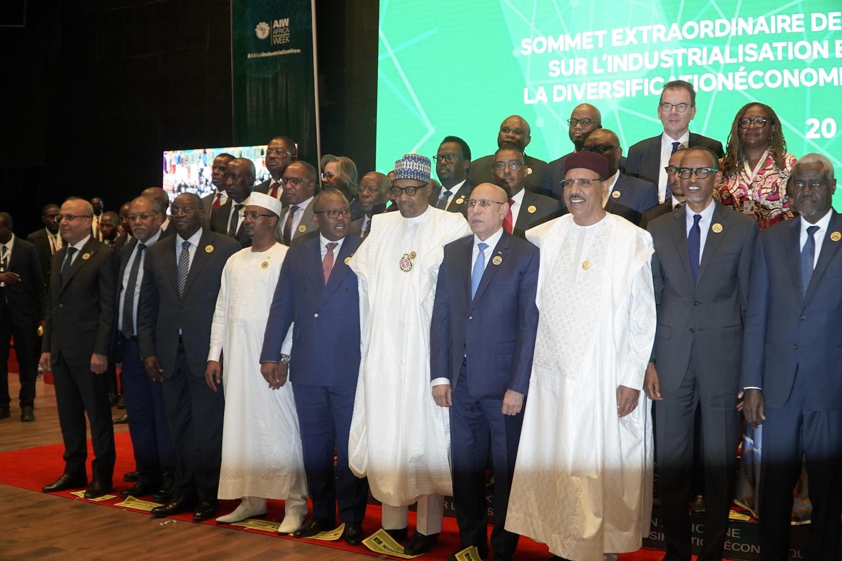 Les dirigeants africains appellent à une industrialisation plus rapide lors du sommet de l’UA Les dirigeants africains appellent à une industrialisation plus rapide lors du sommet de l’UA
