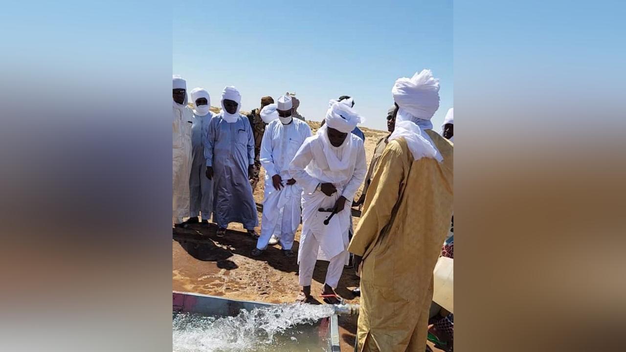 l'ex-SP Idriss Youssouf Boy assiste des populations vulnérables du Borkou l'ex-SP Idriss Youssouf Boy assiste des populations vulnérables du Borkou