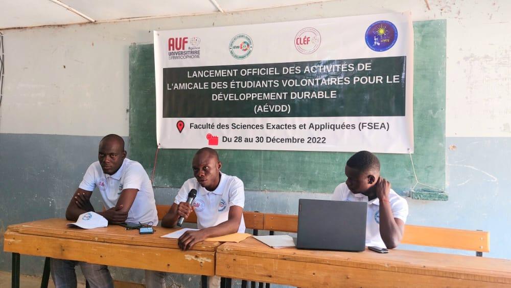 l’AEVDD, un club universitaire qui veut promouvoir le développement durable l’AEVDD, un club universitaire qui veut promouvoir le développement durable