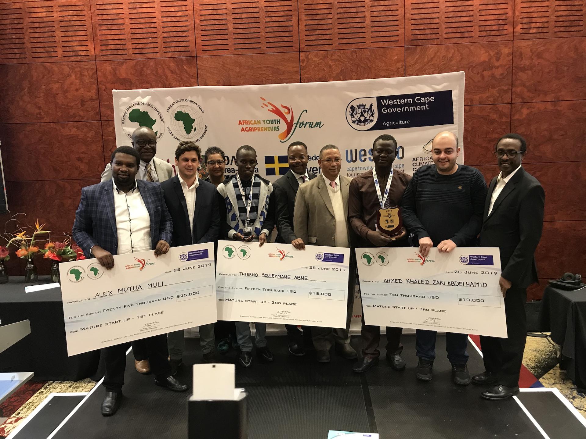 AgriPitch : 25 finalistes en lice pour les premiers prix de la compétition de la BAD, dotée de 140 000 dollars de prix AgriPitch : 25 finalistes en lice pour les premiers prix de la compétition de la BAD, dotée de 140 000 dollars de prix