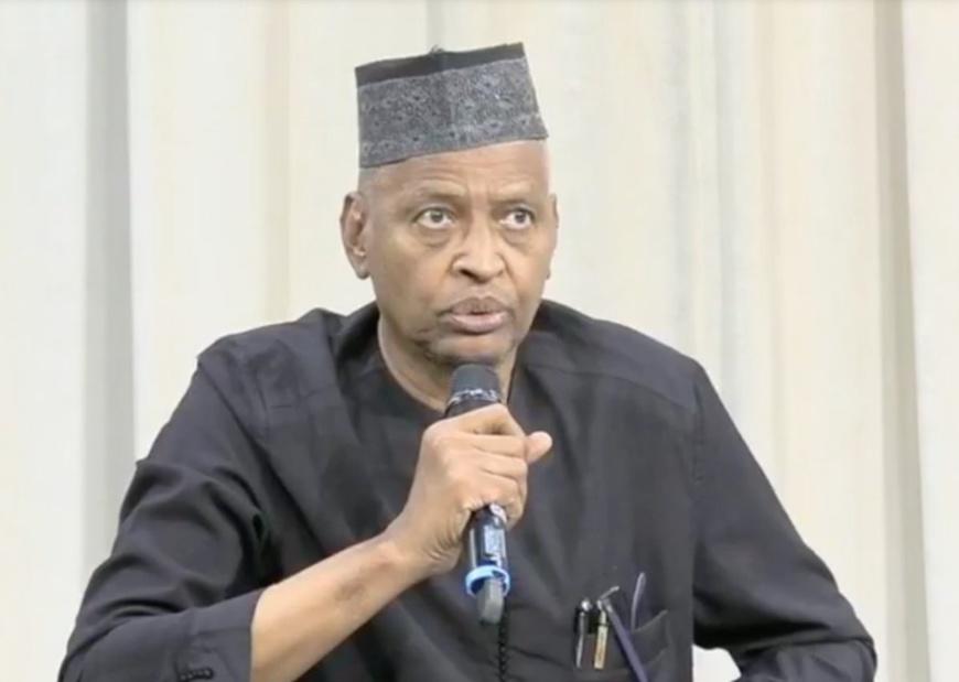 Acheikh Ibni Oumar nommé conseiller spécial à la Présidence, une nouvelle mission pour l'ex-ministre Acheikh Ibni Oumar nommé conseiller spécial à la Présidence, une nouvelle mission pour l'ex-ministre