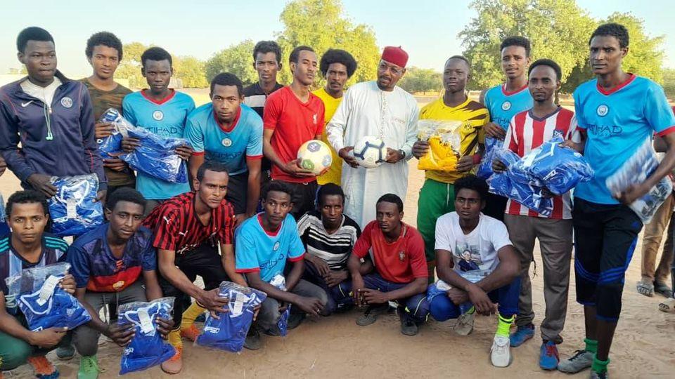 le club As Mairie d'Ati reçoit des équipements sportifs pour la saison 2022-2023 le club As Mairie d'Ati reçoit des équipements sportifs pour la saison 2022-2023