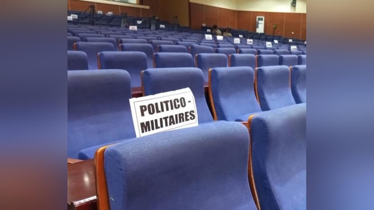 d'ex politico-militaires contestent leur exclusion de la liste du haut comité de suivi de l'accord de Doha d'ex politico-militaires contestent leur exclusion de la liste du haut comité de suivi de l'accord de Doha