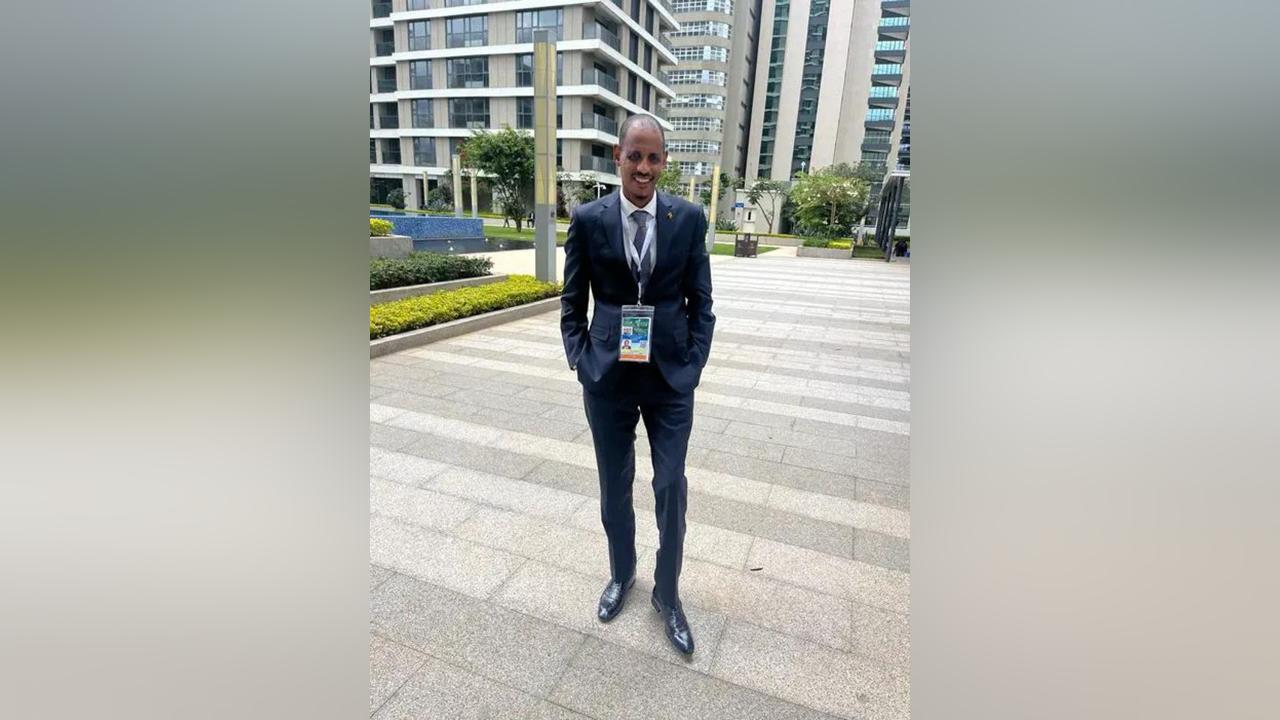 Adoum Adamou Djibrine nommé Consul Honoraire de la République du Tchad à Nairobi (Kenya) Adoum Adamou Djibrine nommé Consul Honoraire de la République du Tchad à Nairobi (Kenya)