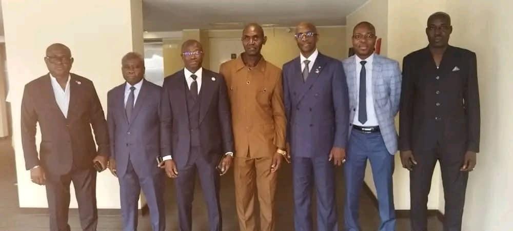 Compte rendu de l'Assemblée Générale Ordinaire et Élective de la Confédération Africaine de Volleyball - Zone IV Compte rendu de l'Assemblée Générale Ordinaire et Élective de la Confédération Africaine de Volleyball - Zone IV