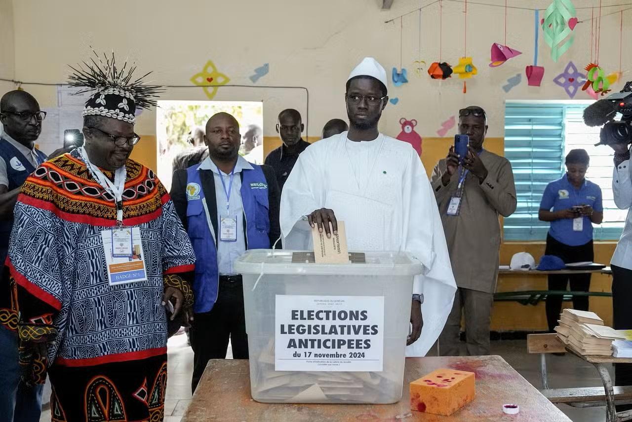 La Réussite de la Politique du Sénégal Constitue-T-Elle une La Réussite de la Politique du Sénégal Constitue-T-Elle une