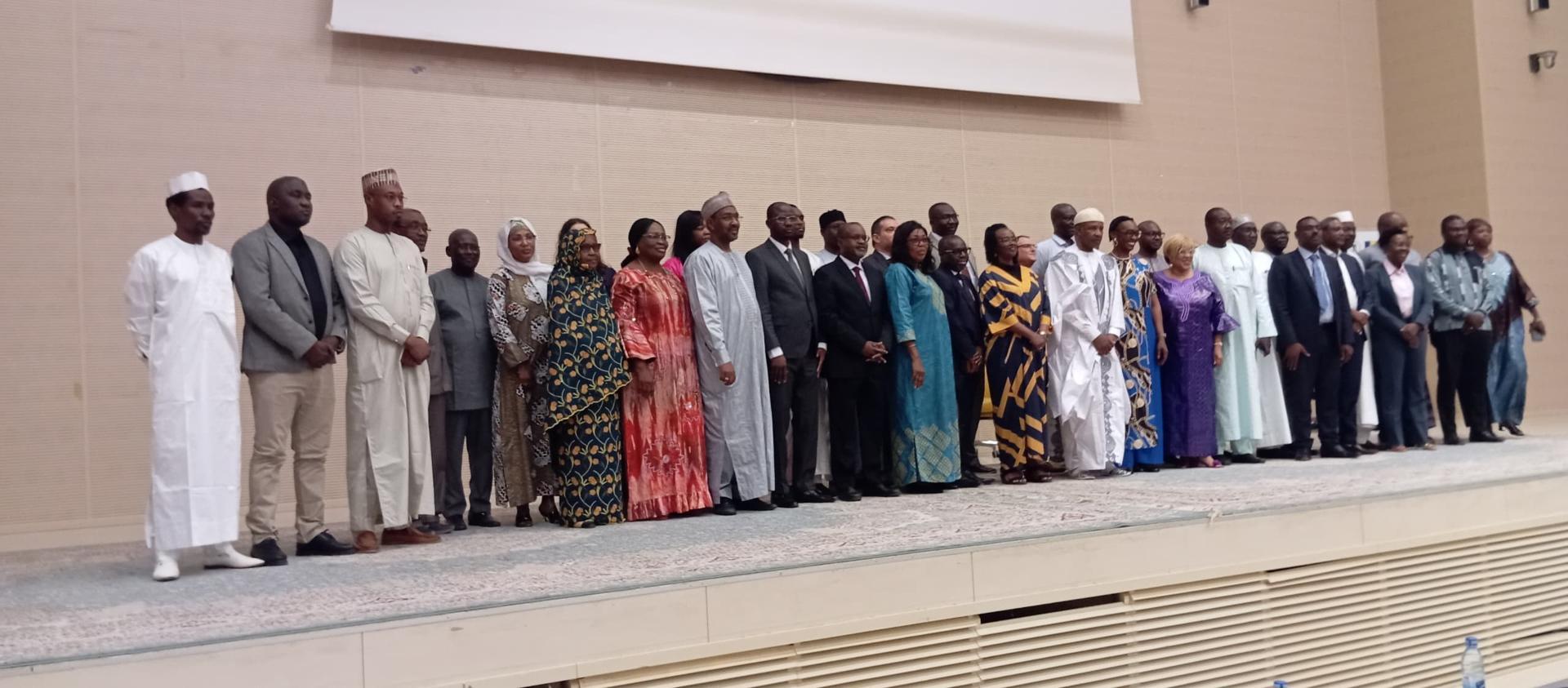 Tchad : la 29ᵉ session de la revue annuelle conjointe du secteur de la santé met l’accent sur l’accélération de la mise en œuvre de la CSU à travers la modernisation du système de santé Tchad : la 29ᵉ session de la revue annuelle conjointe du secteur de la santé met l’accent sur l’accélération de la mise en œuvre de la CSU à travers la modernisation du système de santé
