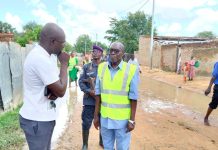 Maire Du 9ème Arrondissement Évalue Les Dégâts Des Inondations Maire Du 9ème Arrondissement Évalue Les Dégâts Des Inondations