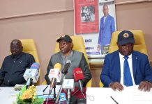 Association Des Enfants De Troupe Présente AET Association Des Enfants De Troupe Présente AET