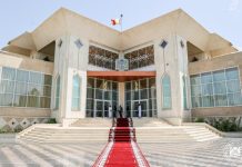 Tchad Révision Constitutionnelle Deby Fils Suit Père Tchad Révision Constitutionnelle Deby Fils Suit Père