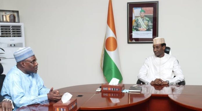 Ministre Tchadien de l’Élevage au Cabinet du Niger Ministre Tchadien de l'Élevage au Cabinet du Niger