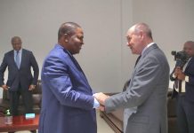 Touadéra Accueille Des Hommes D’Affaires Britanniques Touadéra Accueille Des Hommes D'Affaires Britanniques