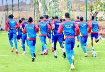 Sao Du La Victoire Joue Encore À Cache-Cache Sao Du La Victoire Joue Encore À Cache-Cache