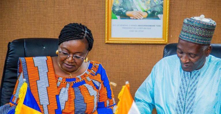 Tchad-Niger: Mémorandum Pour Renforcer La Formation Minier Tchad-Niger: Mémorandum Pour Renforcer La Formation Minier