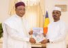 Mahamat Idriss Deby Accueille Ancien Président Du Niger Mahamat Idriss Deby Accueille Ancien Président Du Niger