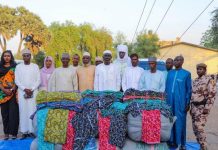 Ministère de l’Action Sociale Reçoit 10 000 Voiles Ministère de l'Action Sociale Reçoit 10 000 Voiles