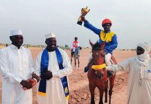 Succès Du Tournoi De Course Hippique À Abéché Succès Du Tournoi De Course Hippique À Abéché