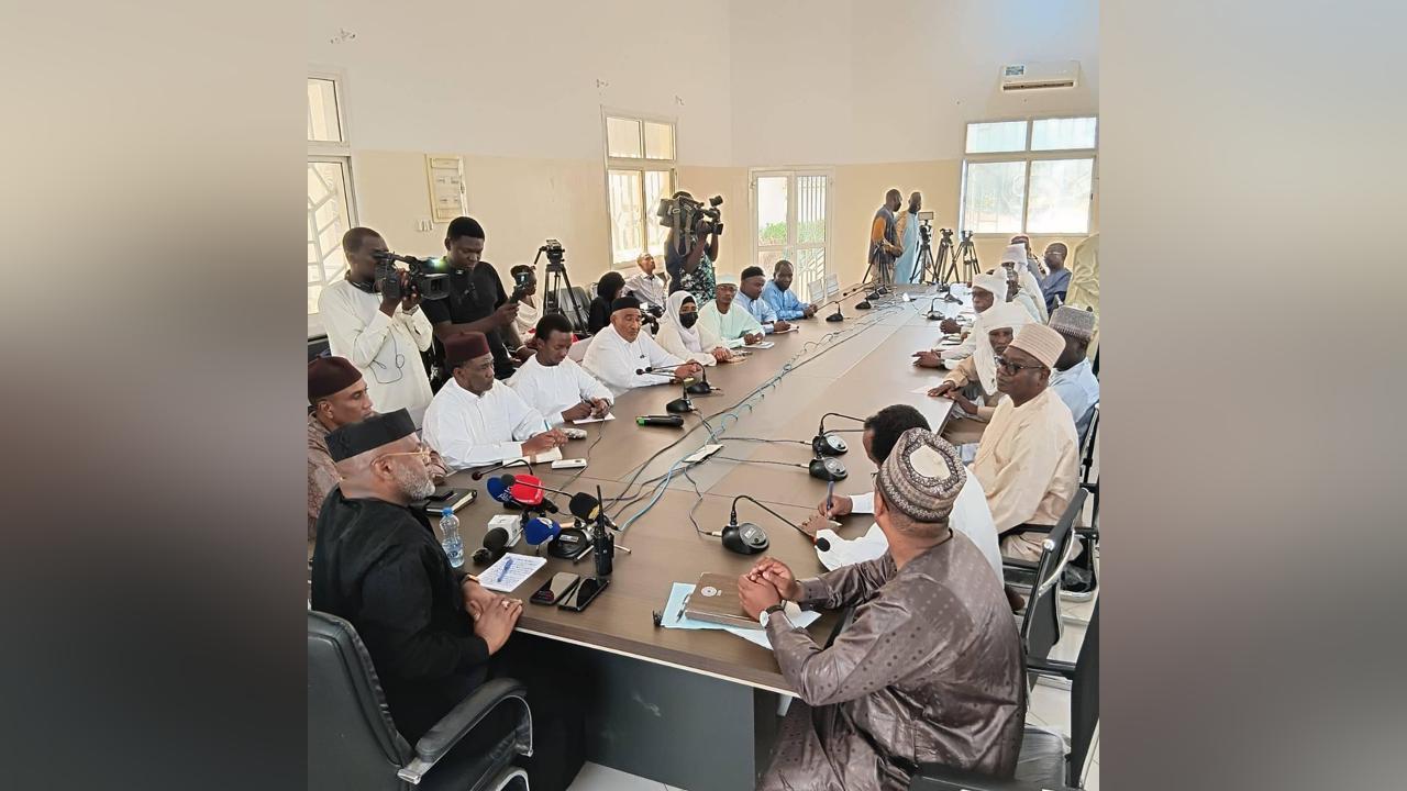 Clarifications du Ministre Halata sur la situation foncière Clarifications du Ministre Halata sur la situation foncière