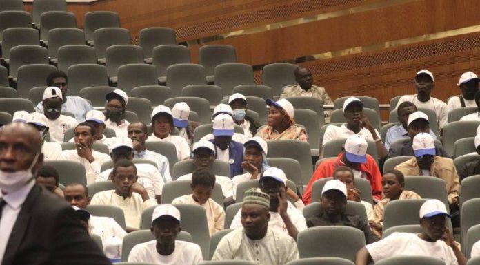 Lancement Du Prix De L’Excellence De La Jeunesse Lancement Du Prix De L'Excellence De La Jeunesse