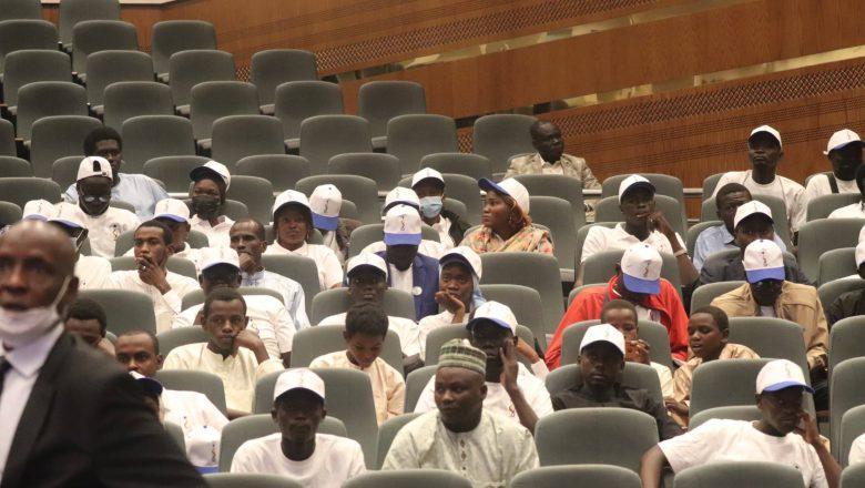 Lancement Du Prix De L'Excellence De La Jeunesse Lancement Du Prix De L'Excellence De La Jeunesse
