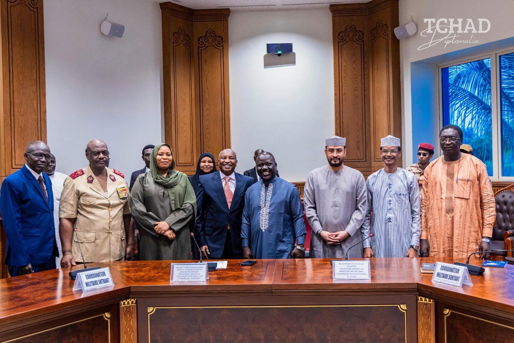 Passation De Service Du Coordonnateur Militaire Entrant Passation De Service Du Coordonnateur Militaire Entrant