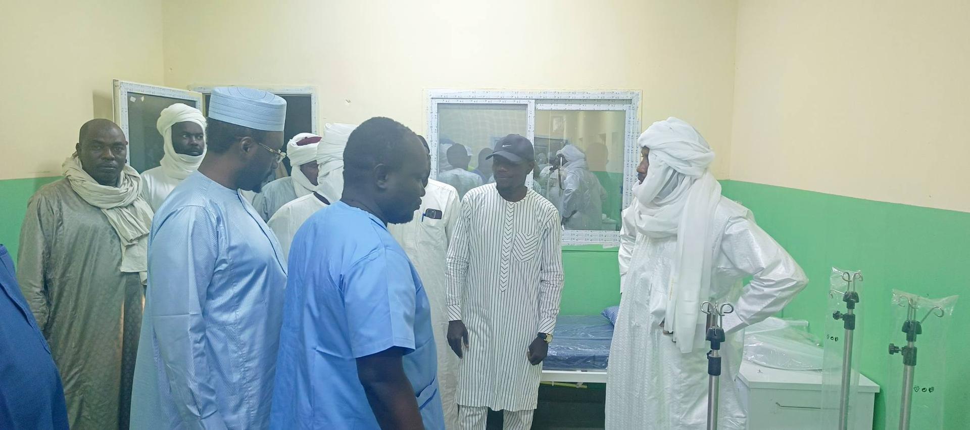 Inauguration Du Nouvel Hôpital De Tiné Par Le Ministre Inauguration Du Nouvel Hôpital De Tiné Par Le Ministre