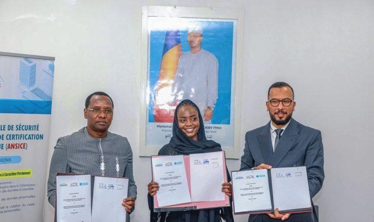 Accord Tripartite Pour L’Audit Du Data Center Signé Accord Tripartite Pour L'Audit Du Data Center Signé