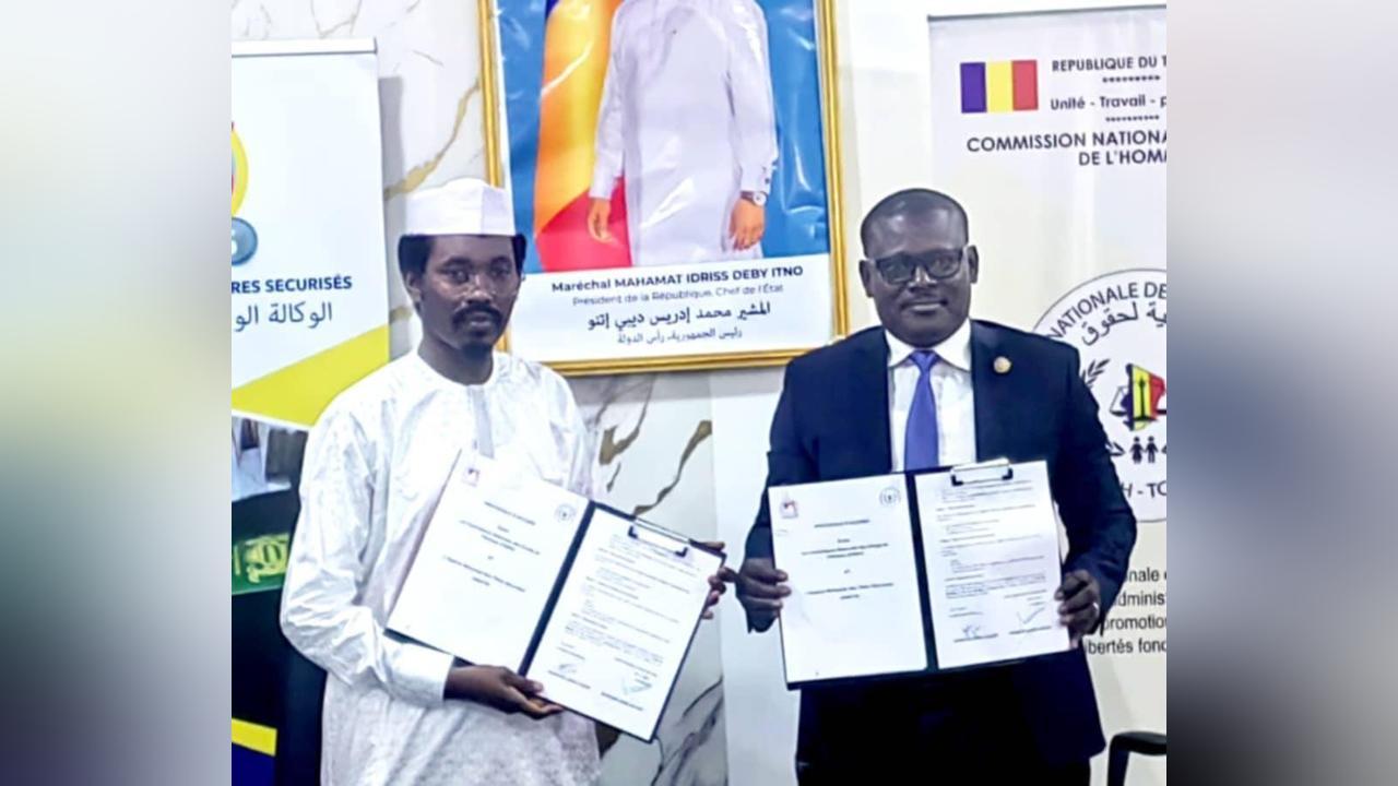 Droit À L'Identité Au Tchad: CNDH Et ANATS S'Allient Droit À L'Identité Au Tchad: CNDH Et ANATS S'Allient