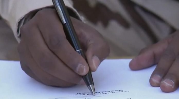 Nomination D’Enseignants-Chercheurs à Des Postes Responsables Nomination D'Enseignants-Chercheurs à Des Postes Responsables