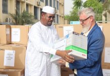 PNUD Remet 100 Kits Informatiques Au Tchad PNUD Remet 100 Kits Informatiques Au Tchad