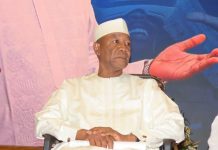 Éducation Arabe Et Français Sur Un Pied D’Égalité Éducation Arabe Et Français Sur Un Pied D'Égalité