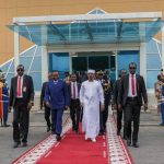 Chef de l’État Quitte le Pays Pour l’Algérie Chef de l'État Quitte le Pays Pour l'Algérie