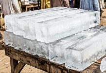 Prix De La Glace En Flèche À N’Djamena En Canicule Prix De La Glace En Flèche À N'Djamena En Canicule
