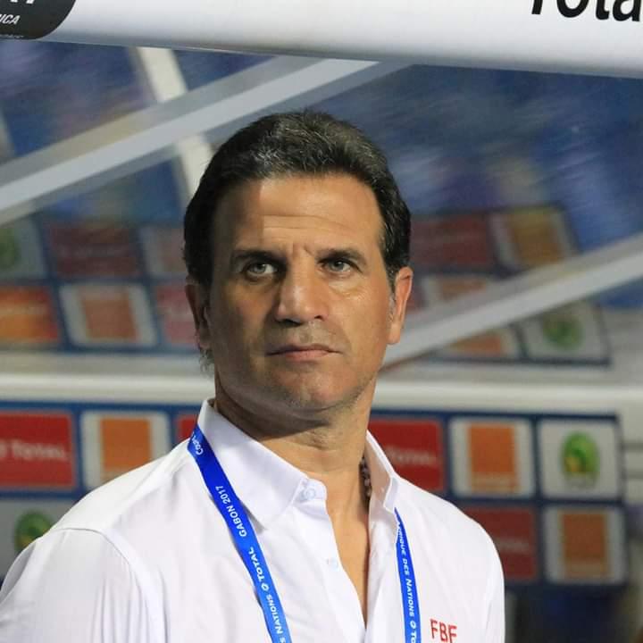Togo, les éliminatoires du mondial 2022, l’état d’esprit des Eperviers, les perspectives… Paulo Duarte à cœur ouvert Togo, les éliminatoires du mondial 2022, l’état d’esprit des Eperviers, les perspectives… Paulo Duarte à cœur ouvert