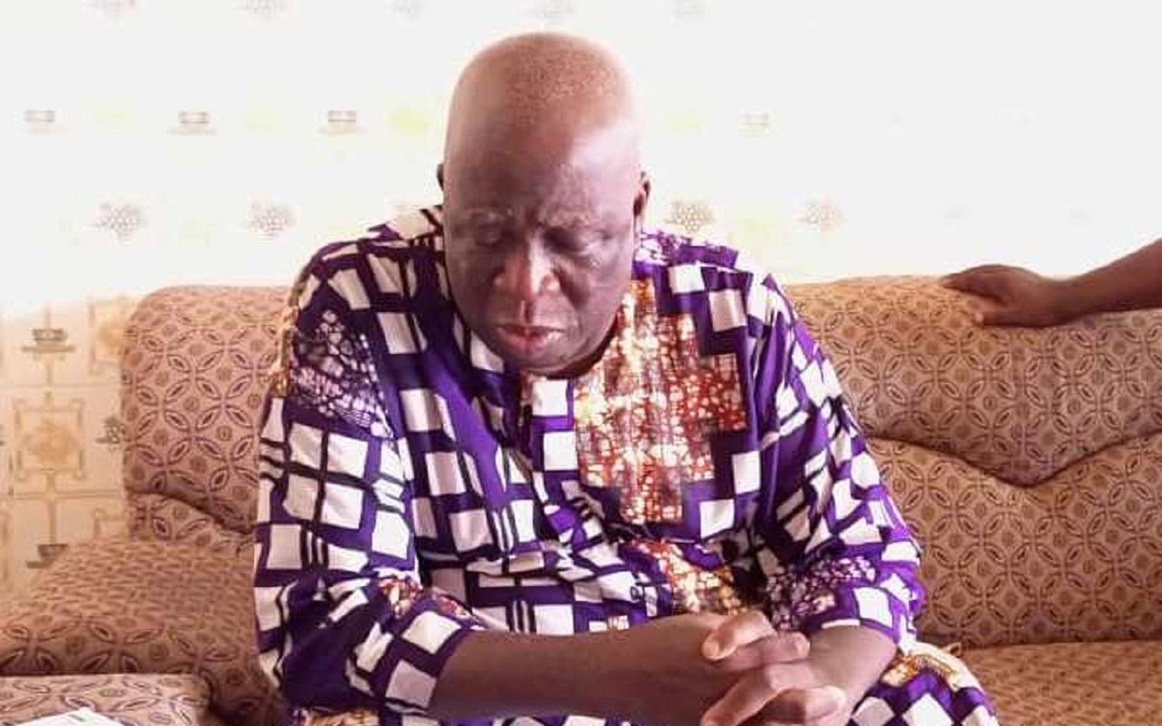 Togo- Non-voyant, agriculteur…Ce qu’est devenu l’ancien ministre de la Transition Kokouvi Masseme, en exil depuis 30 ans Togo- Non-voyant, agriculteur…Ce qu’est devenu l’ancien ministre de la Transition Kokouvi Masseme, en exil depuis 30 ans