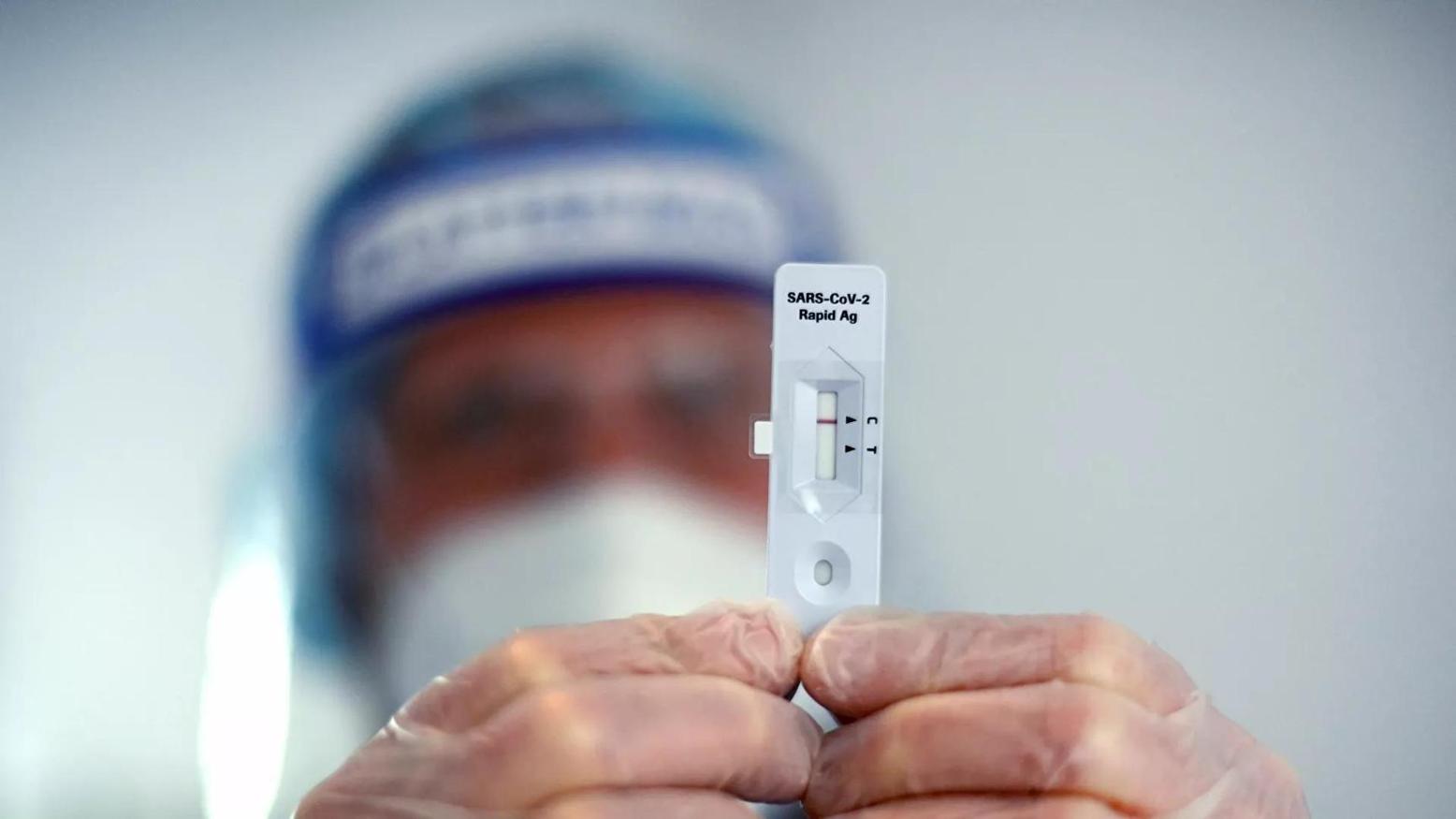 Le Royaume-Uni pâtit d'une pénurie de tests de dépistage Le Royaume-Uni pâtit d'une pénurie de tests de dépistage