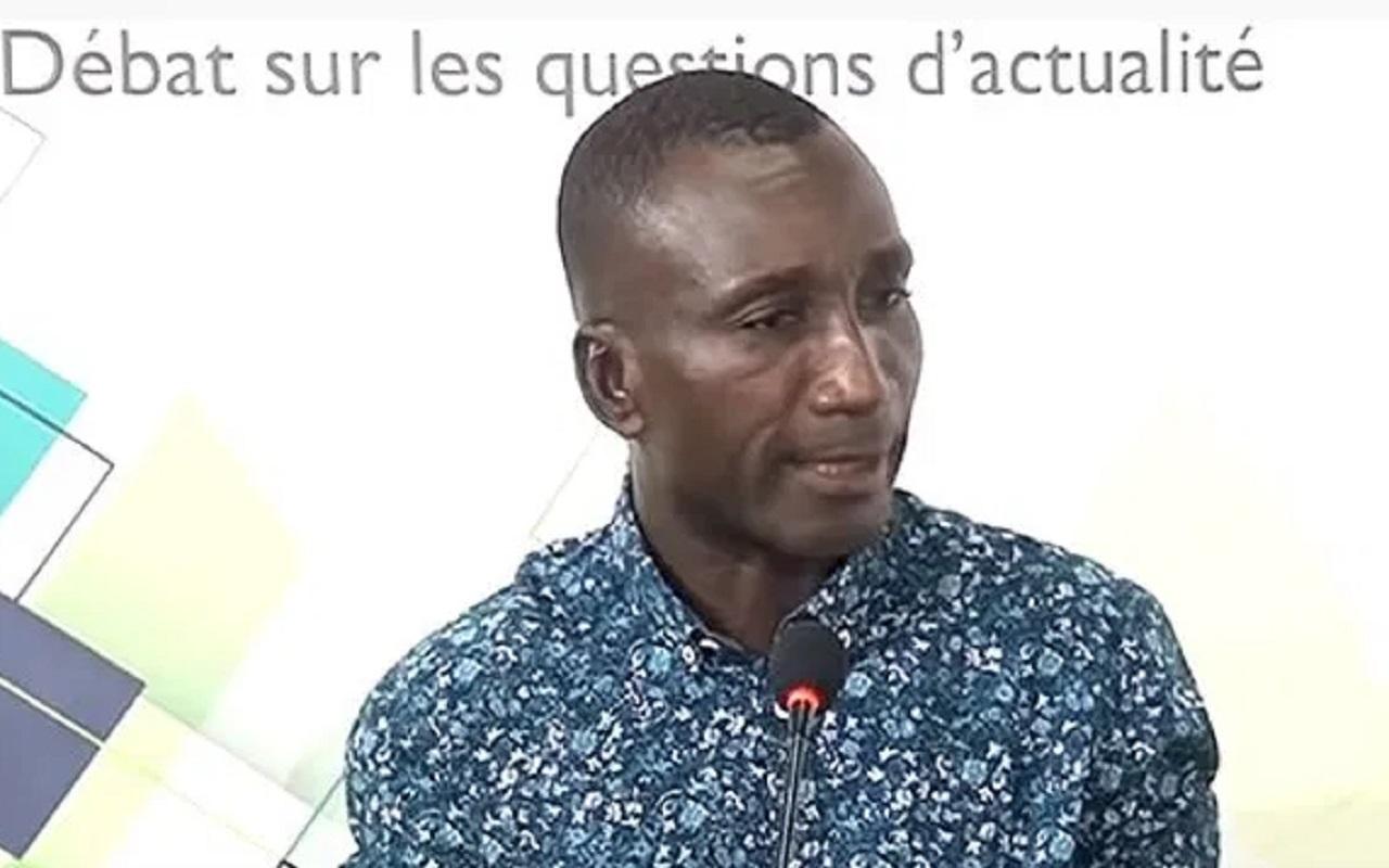 Révolution Togolaise/Le Tour de Garde : Rouge Est le Sang de Ferdinand