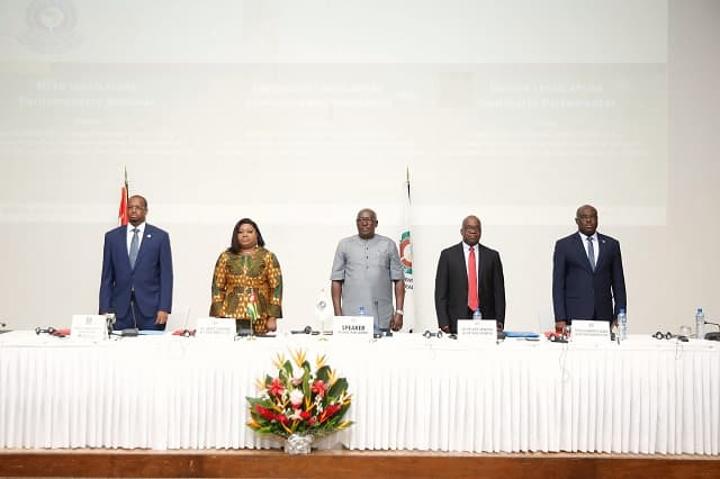 Togo : les députés du Parlement de la CEDEAO s’approprient les nouveaux mécanismes de renforcement des prérogatives de leur institution Togo : les députés du Parlement de la CEDEAO s’approprient les nouveaux mécanismes de renforcement des prérogatives de leur institution
