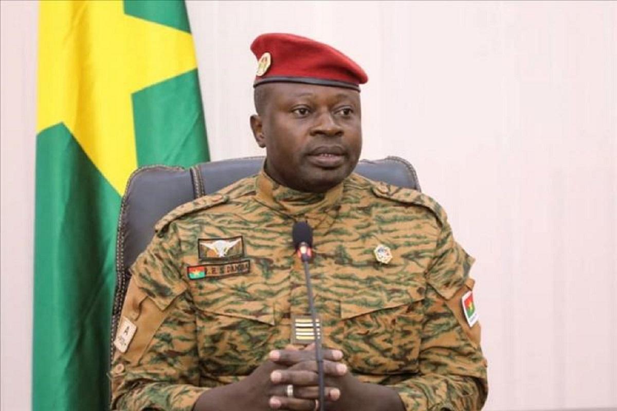 Au summum des contradictions et incohérences dissimulées dans la propagande politique nauséeuse : Togo, terre d’hospitalité avec des centaines d’exilés Au summum des contradictions et incohérences dissimulées dans la propagande politique nauséeuse : Togo, terre d’hospitalité avec des centaines d’exilés