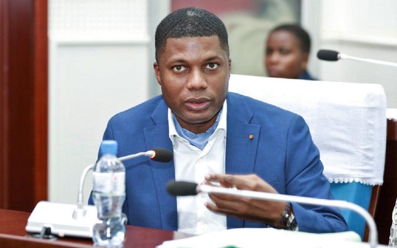 Togo-Séna Alipui : « Je souhaite que cette année nous continuons à bâtir ensemble un pays qui nous rassemble » Togo-Séna Alipui : « Je souhaite que cette année nous continuons à bâtir ensemble un pays qui nous rassemble »