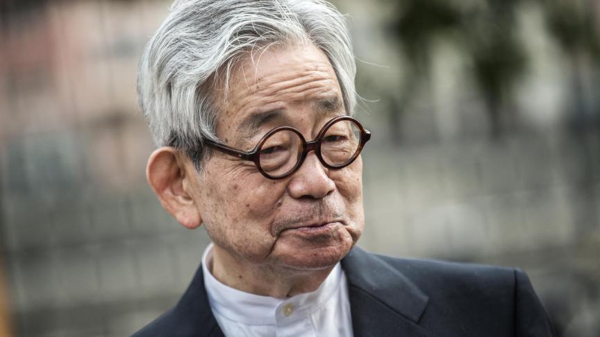 Le prix Nobel de littérature japonais, Kenzaburo Oe, est décédé